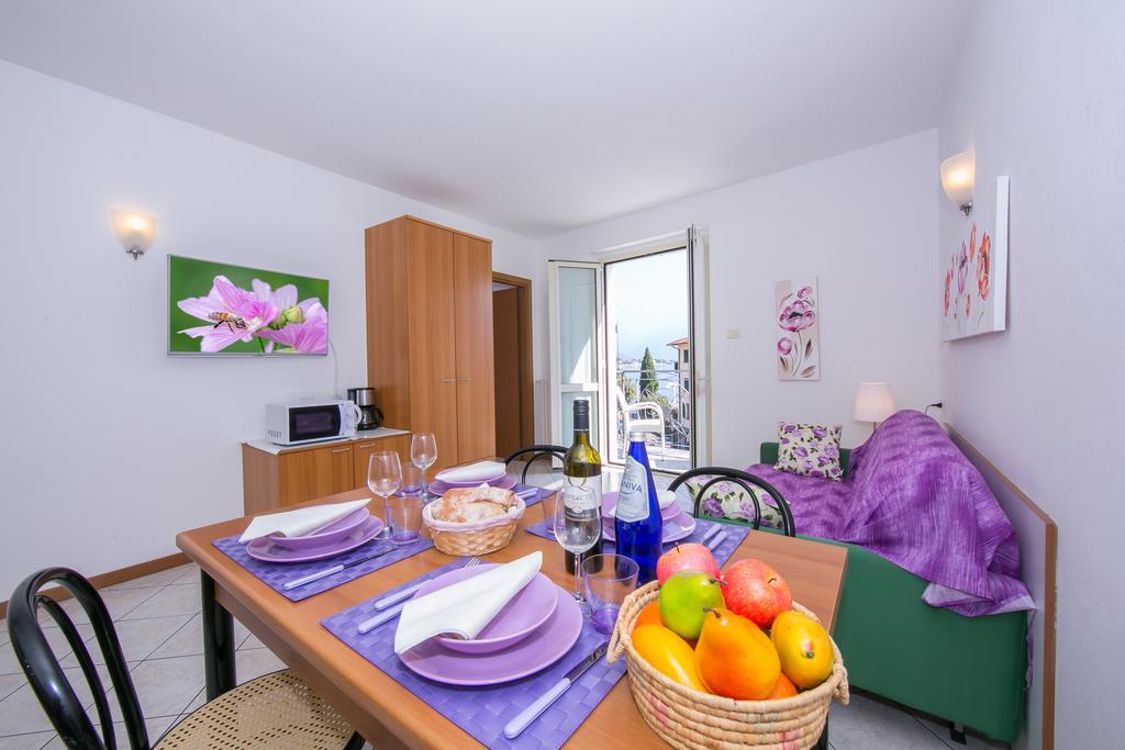 Residence Riva Del Lario Граведона Экстерьер фото