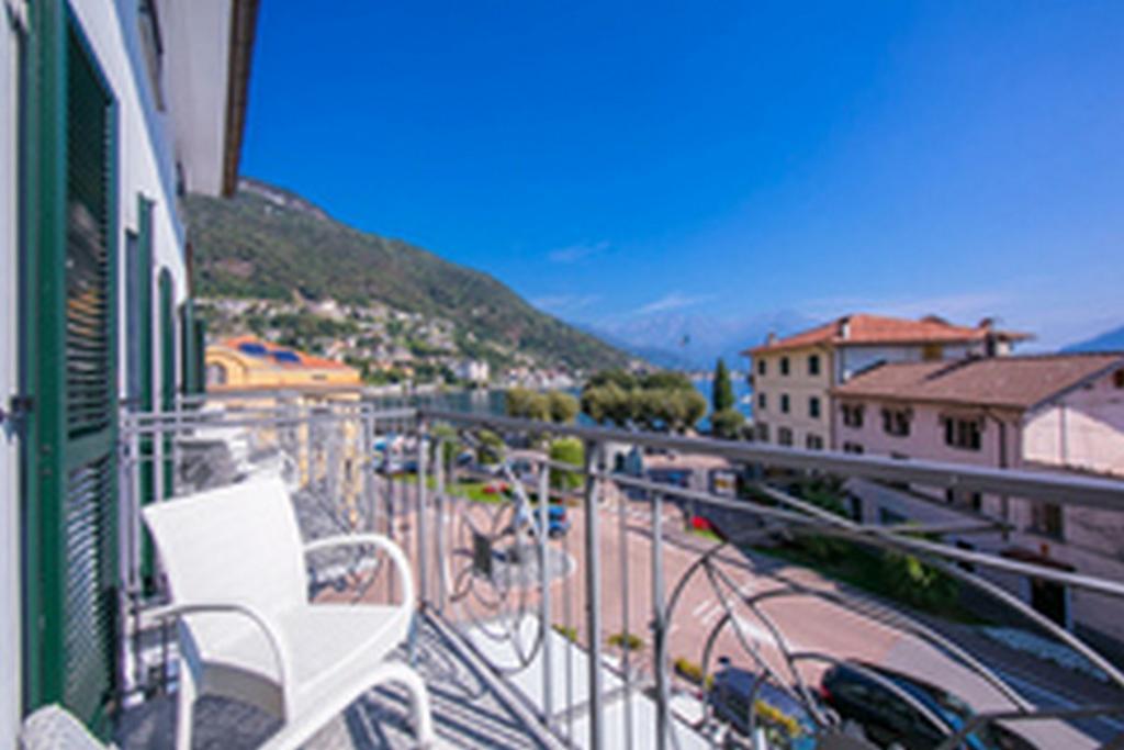Residence Riva Del Lario Граведона Экстерьер фото